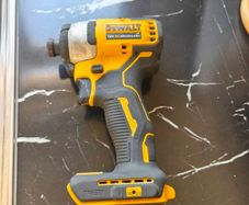 DeWalt