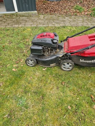 Mountfield  Lawnmower
