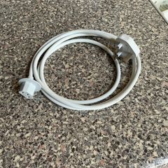 Apple Mains Cable