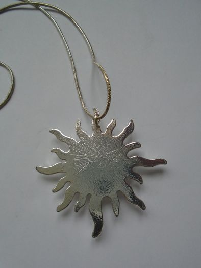 Necklace, Jewellery, Sunburst necklace.