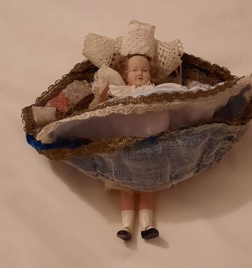 Vintage doll - Le Minor