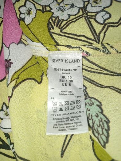 River Island Skirt Size 10 bnwt