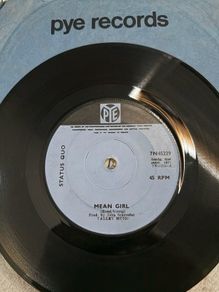 Status Quo vinyl single. Irish pressing