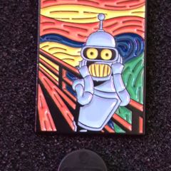Bender, futurama, pin back badge.