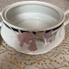 Vegetable turren with lid / 19 cm/ 9 cm dip