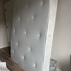 King size mattress like new