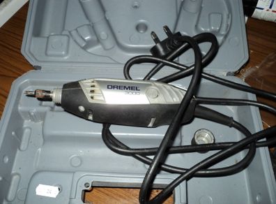 Dremel 3000  and case