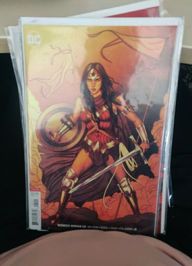 Wonder Woman Frison variants