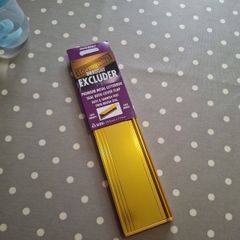 Letter box for door