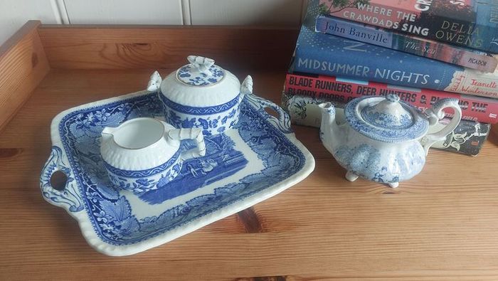 Exquisite Rare Beautifully Shaped and Patterned Blue & White Antique Milk Creamer and Matching Lidded Sugar Bowl by Edwin James Drew Bodley, in the Worchester Pattern Registered 1876, Circa 1875 - 1892