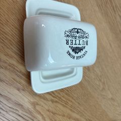 Butter dish