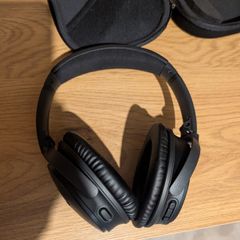 Bose QC 35ii headphones - like new