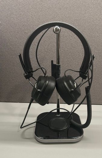 100% Genuine Marshall Major IV Headphones (Like New)