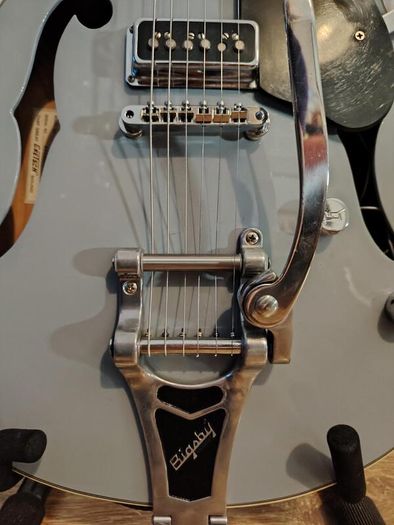 Gretsch G5127 Baby blue Electromatic guitar with hard case