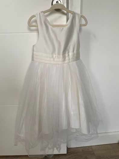 white dress