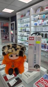 Earldom 8-in-1 USB Hub