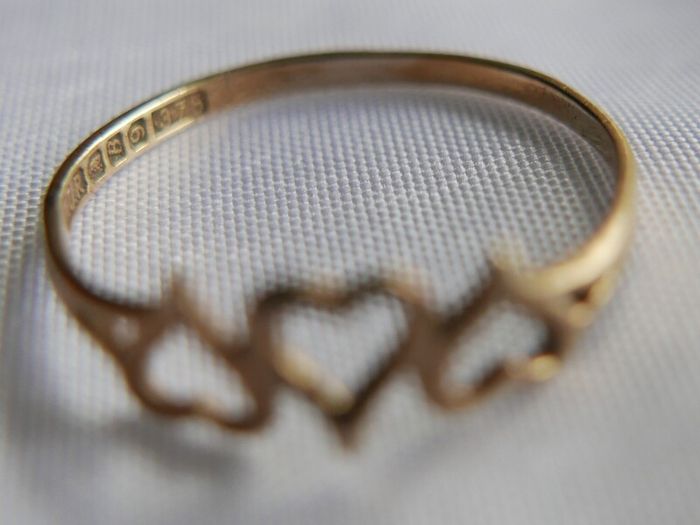 9ct Gold 375 Gold Heart Ring. Minimalist gift with love ring, Dainty Heart Band, Gift For Girlfriend size P