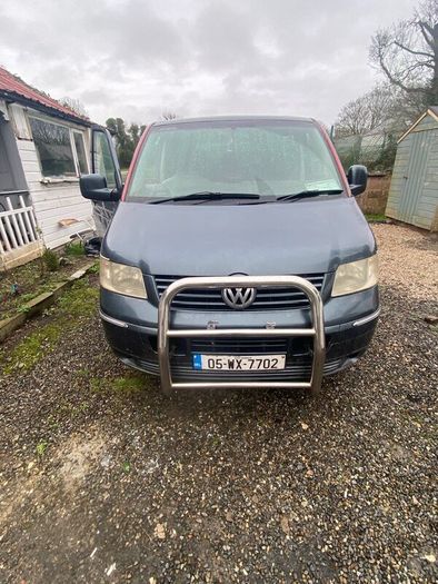 Car Volkswagen Transporter