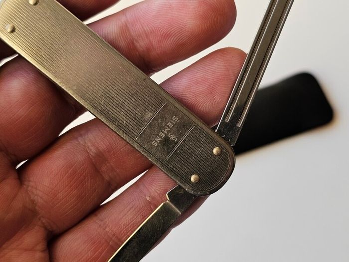 Vintage Rare Collectable Victoria Victorinox Price Gentleman's models 74mm Swiss Army Knife