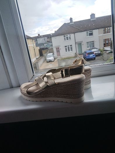 Gold Wedges Size 4 (37)