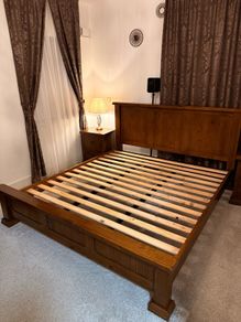 Super king size bed and bedside lockers