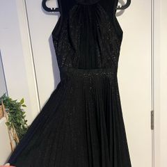 Gorgeous Karen Millen dress black pleated size 6