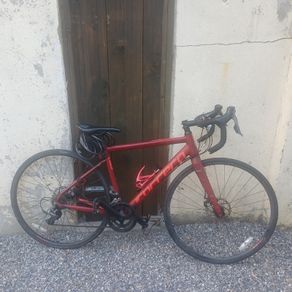 Unisex Red Carrera Vanquish Road Bike, Mint Condition, Fully Serviced