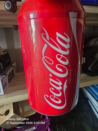 coke fridge
