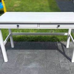 Ikea white hemnes desk with two drawers