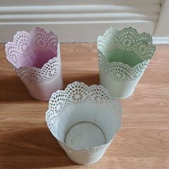 pots