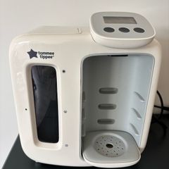 Tommee Tippee Perfrct Prep Day and Night Bottle Maker