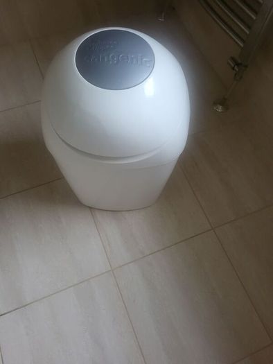 Tommee Tippee Sangenic nappy bins x 2 5euro each