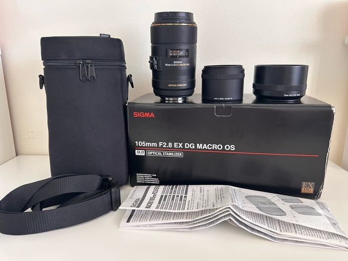 Sigma 105mm F2.8 Ex Dg Macro Os Hsm Lens