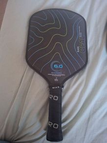 Six Zero pickleball paddle