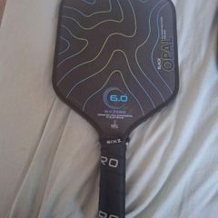 Six Zero pickleball paddle