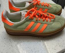 Adidas Gazelle Bold platform trainers - green and orange