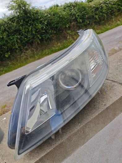 Saab 93 Aero headlights