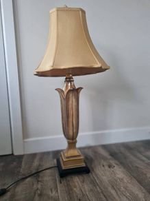 Elegant Table Lamp