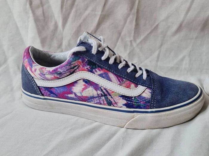 vans old skool multi paint Size 6 eu 37 blue I'm great condition