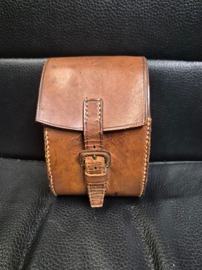 Vintage Gentlemens grooming brush set in original leather case