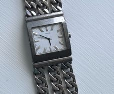 Guess watch