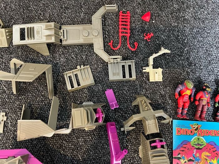 Dino Riders Tyrannosaurus Rex in box Working near complete