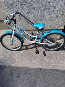 apollo girls bike
