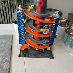 hot wheels city mega garage