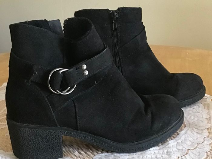 Ladies Boots