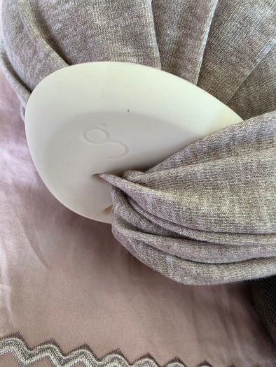 Bb hugme nursing pillow