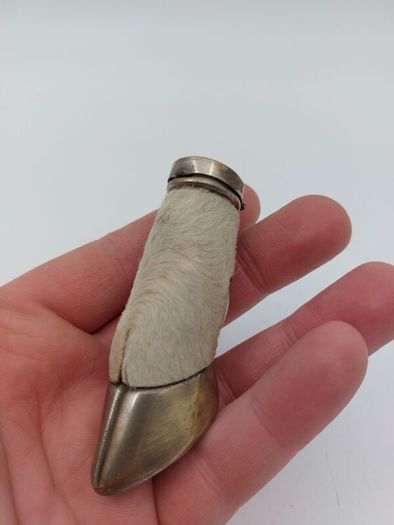 Antique sliverplated vesta case
