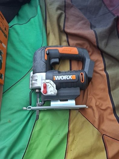 works cordless jigsaw