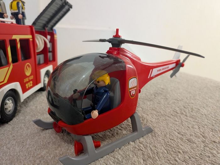 Playmobil fire truck + fire rescue helicopter