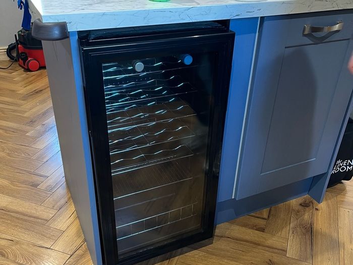 Wine / bar fridge